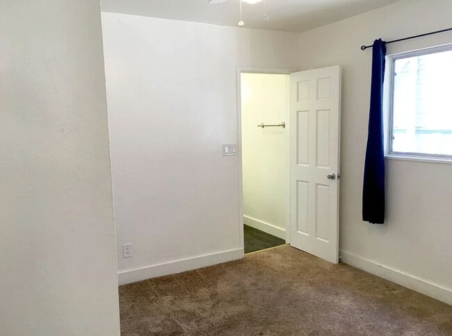 Building Photo - 313 First Street unit B San Rafael CA 94901-1 bd 1 bath