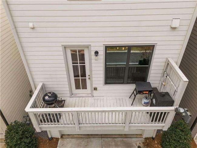 Building Photo - 4391 Gillon Cir SE