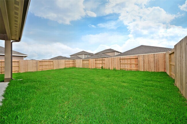 Building Photo - 1015 Modesto Dr