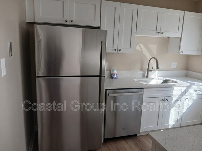 Building Photo - 412 Chinaberry Cir