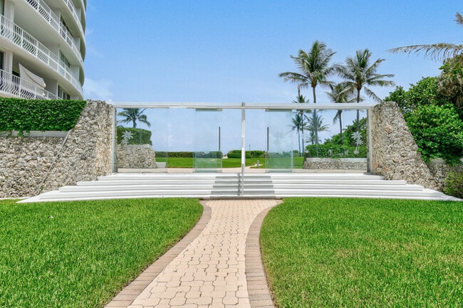 Building Photo - 2774 S Ocean Blvd