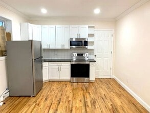 Building Photo - Beautifully Renovated Apartment in Cortlandt Manor