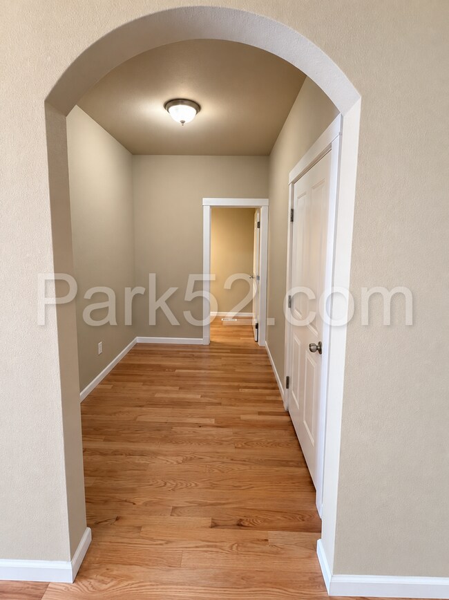 Building Photo - 18608 111th Ave Ct E
