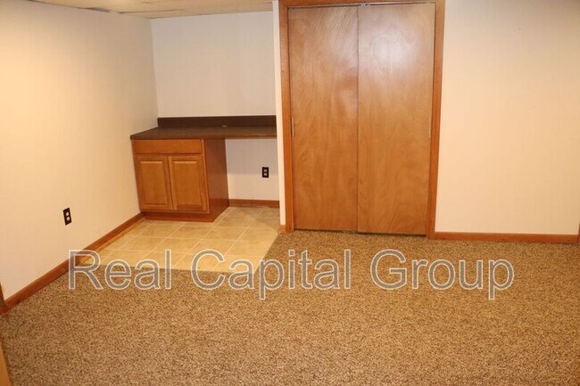 Building Photo - 98 Beaver Dam Rd