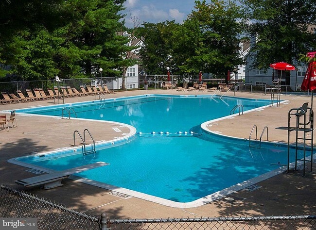 Building Photo - 18502 Boysenberry Dr