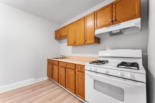 Building Photo - 1103 S Brynwood Dr