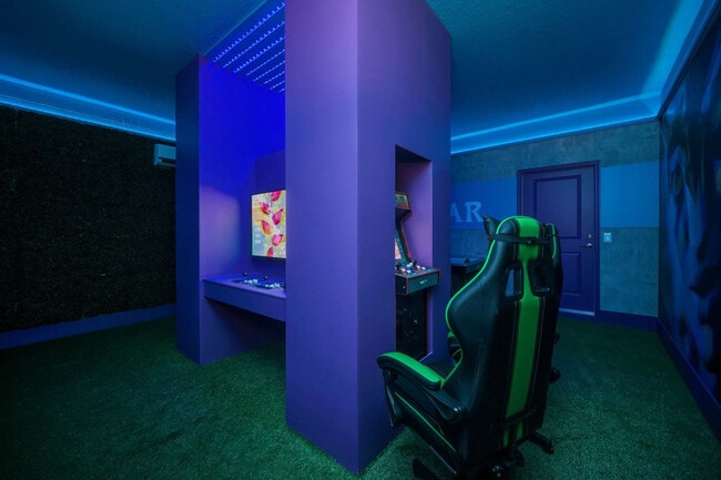 Building Photo - 16388 St Kitts Cir