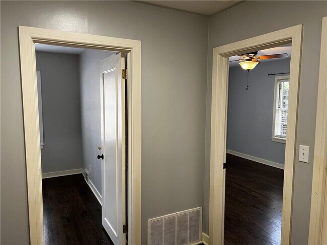 Building Photo - 3490 Sexton Woods Dr