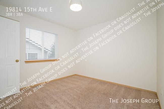 Building Photo - 19814 15th Avenue E