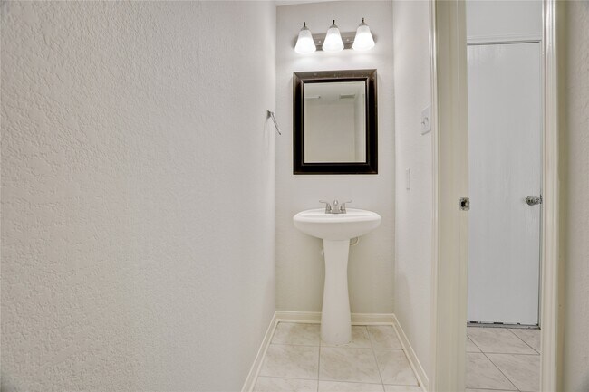 Building Photo - 29562 N Legends Bend Dr