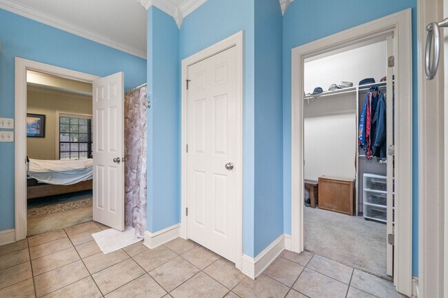 Building Photo - Solar Provided on Great Maumelle home