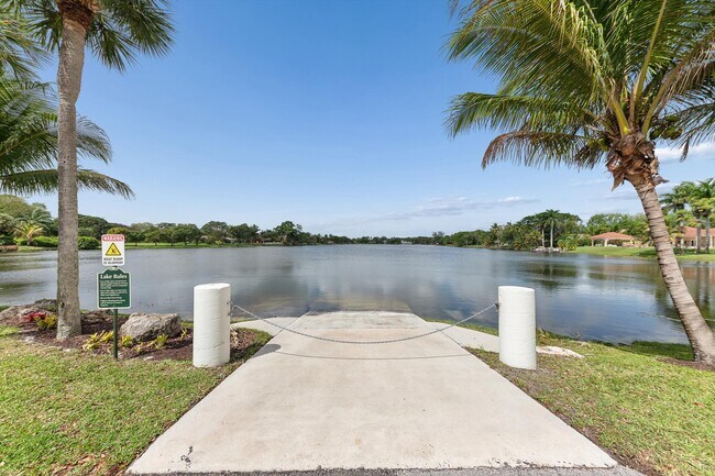 Building Photo - 8717 Estate Dr