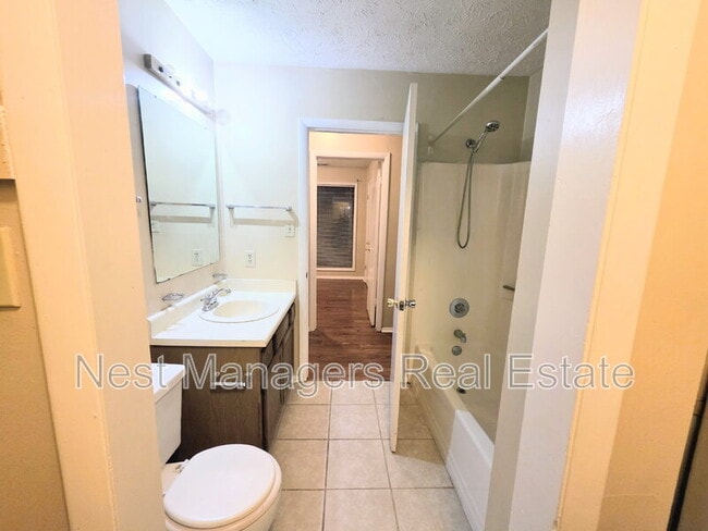 Building Photo - 1861 Tryon Dr