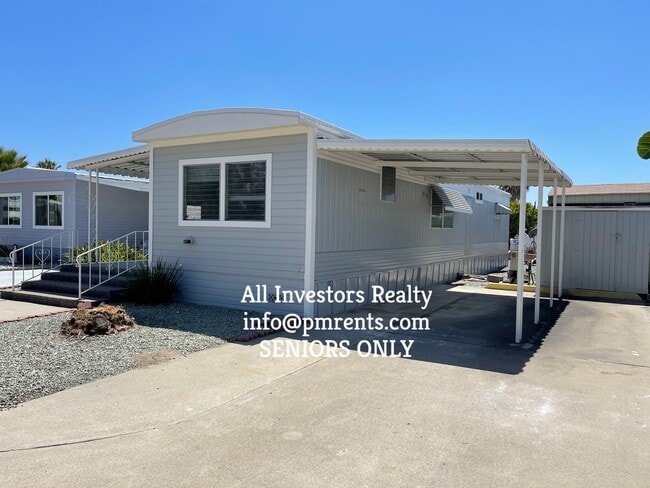 Primary Photo - 141 Douglas Dr