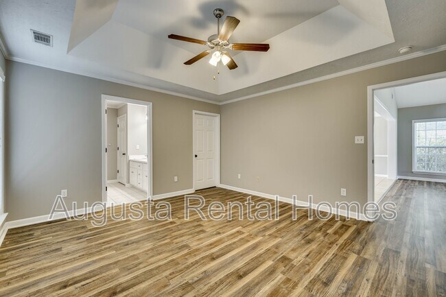 Building Photo - 1054 Grove Landing Ln