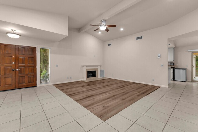 Building Photo - 74558 Monteverde Way
