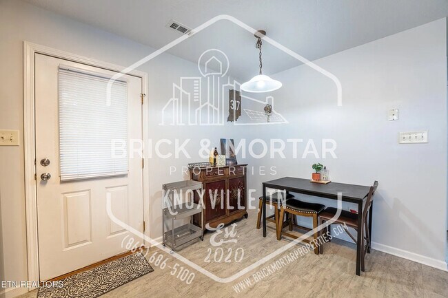 Building Photo - 908 Micro Way