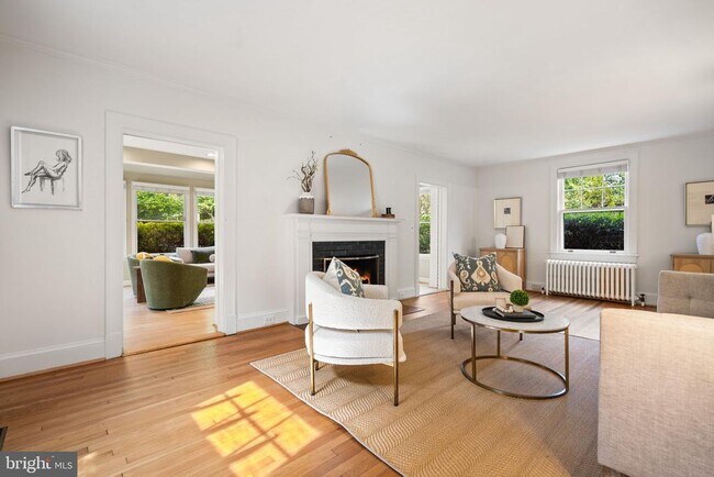 Building Photo - 4008 Rosemary St