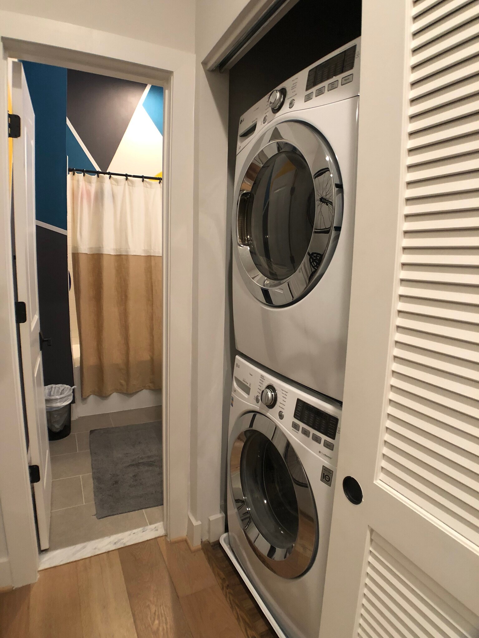 Washer/Dryer - 4308 Georgia Ave NW