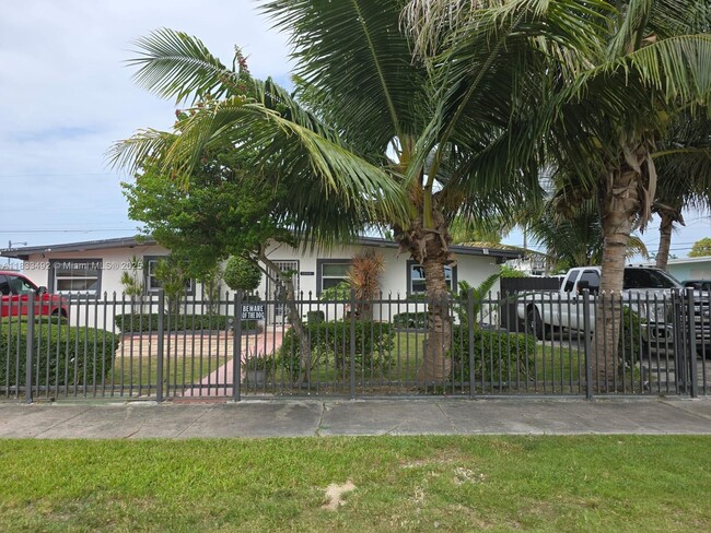 Primary Photo - 29005 SW 144th Ct