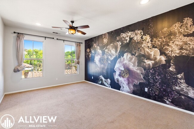 Building Photo - Stunning 3 Bedroom, 2.5 Bath in Sought-After Woodbury Community