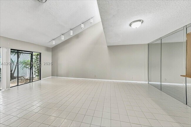 Building Photo - 381 Deer Creek Wildwood Ln E