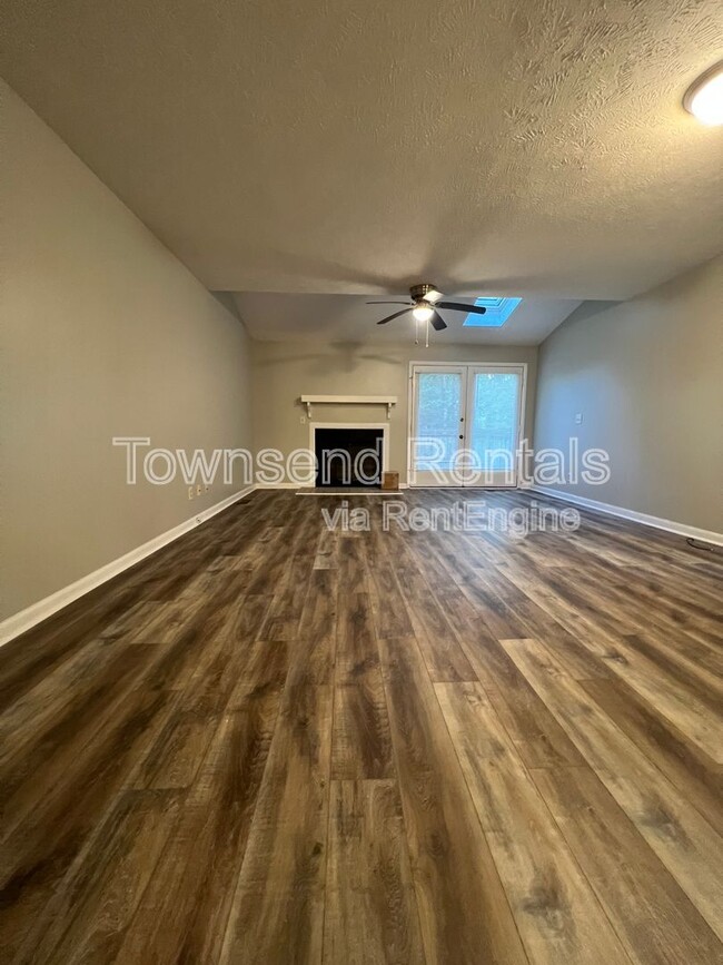 Building Photo - 1190 Wrenwood Ct