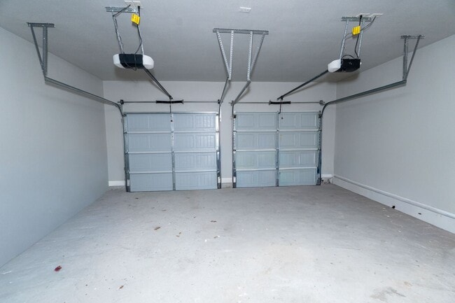 Building Photo - 3105 Whispering Pine Blvd