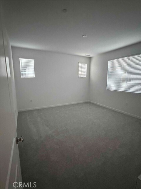 Building Photo - 32879 Manhattan Ave