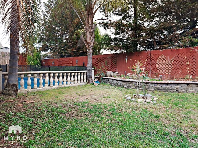 Building Photo - 9351 Palmerson Dr