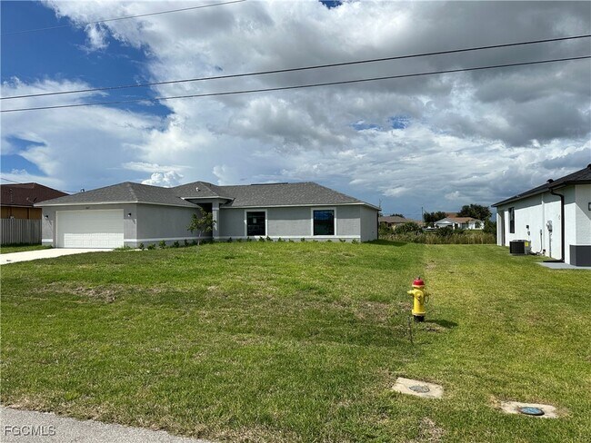 Building Photo - 1007 NW 8th Terrace