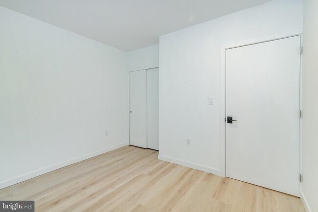 Building Photo - 2717 N Howard St