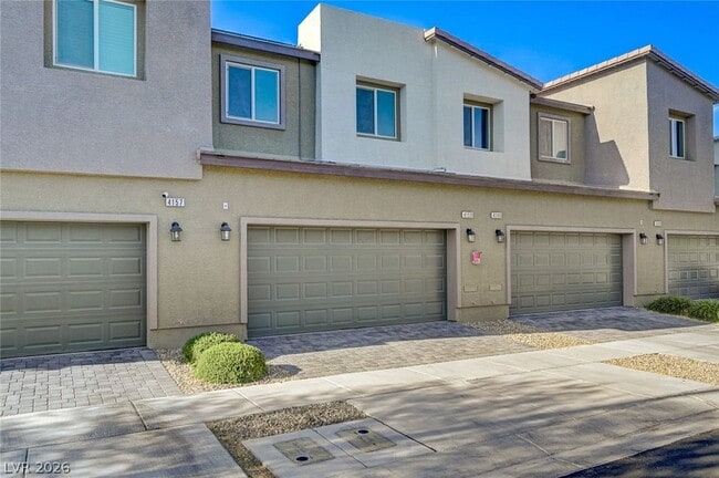Building Photo - 4153 Lunar Cyn Ave