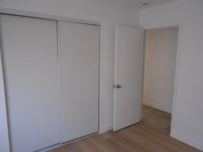 Building Photo - Single Story Home w/4 Bedrooms in Spring V...