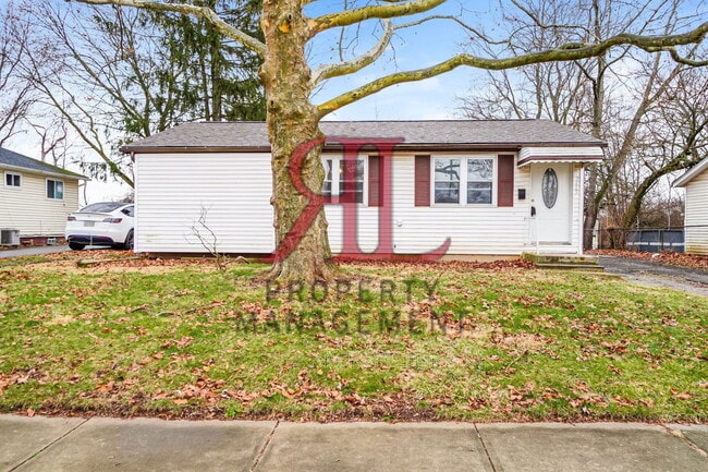 Building Photo - 3465 Clarkston Ave