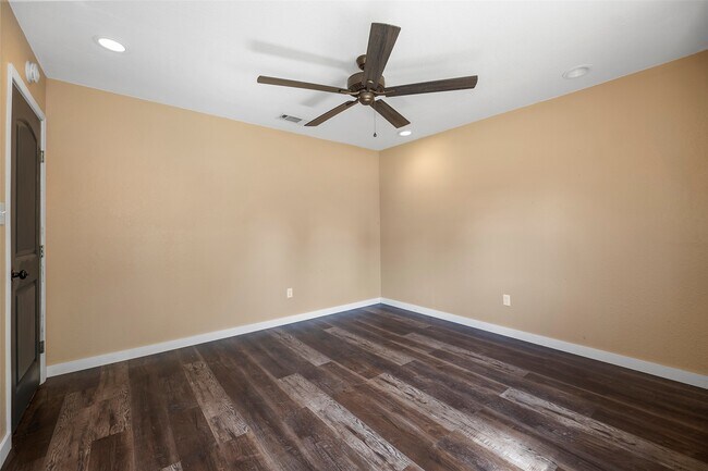 Building Photo - 13114 Pantano Dr