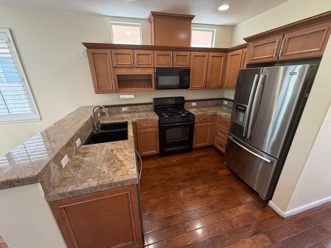 Building Photo - 5028 Ocean Ln
