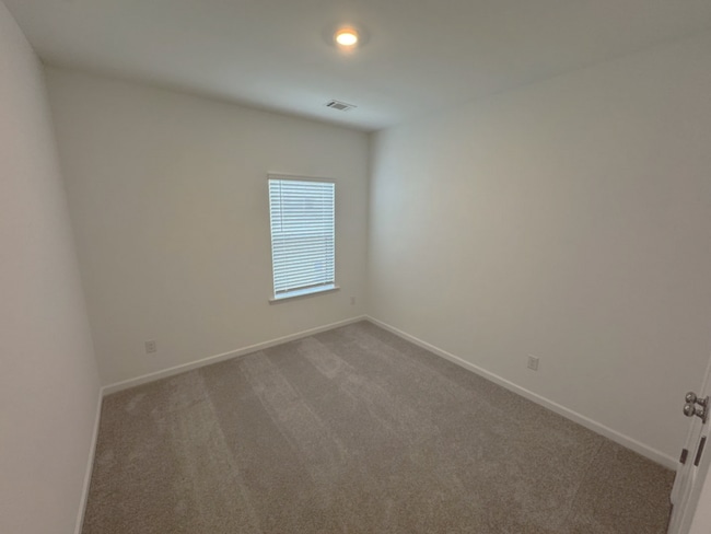 Building Photo - 7 Peeples Dr