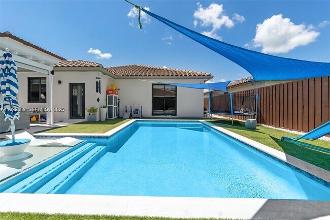 Building Photo - 11939 SW 241 Ter