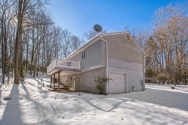 Building Photo - 44246 Old Mill Hill Rd