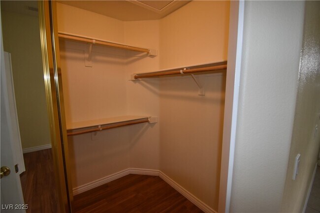 Building Photo - 3305 Tuscany Village Dr