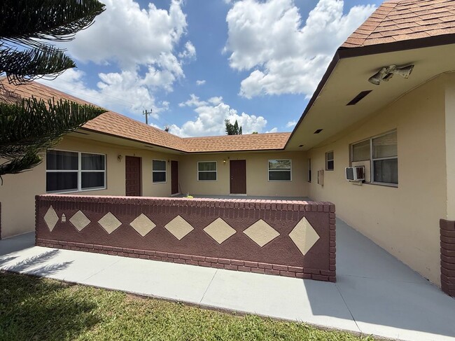 Building Photo - 4001 NW 31st Ave