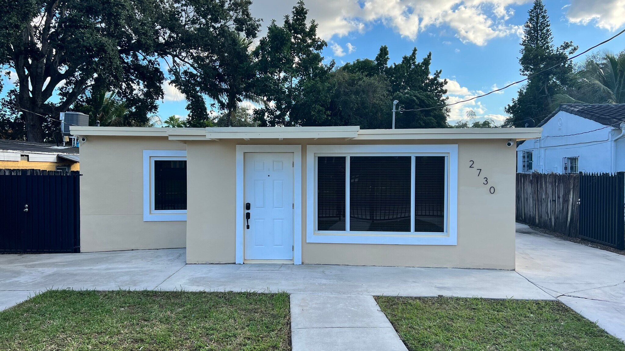 Building Photo - 2730 NW 170th St
