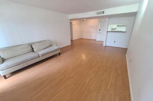 Building Photo - 8529 Hearth Dr