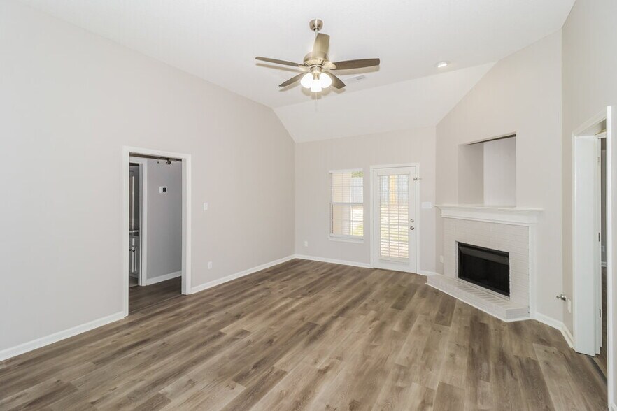 Building Photo - 1055 Duomo Cove
