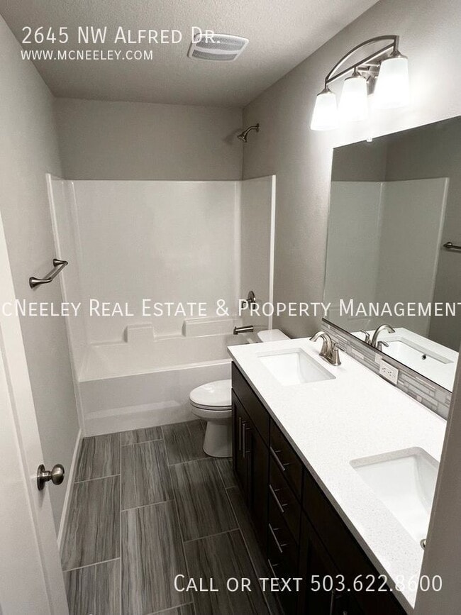 Building Photo - 2645 Alfred Dr