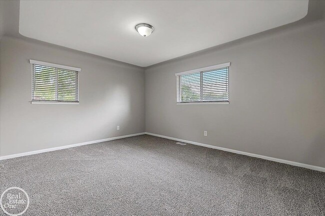 Building Photo - 2532 Belle View Dr