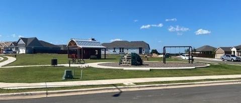 Building Photo - 121 Slenderleaf Dr