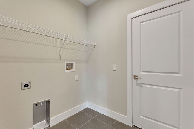 Building Photo - Deposit-Free! Modern, energy efficient hom...