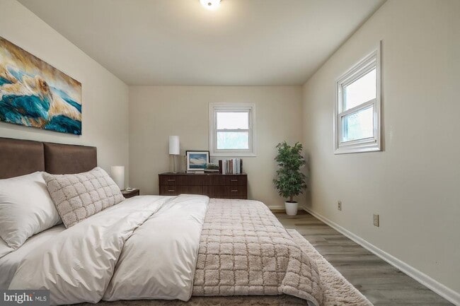 Building Photo - 996 Boggs Dr